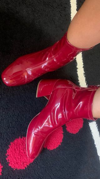 Botines charol Bershka rojos