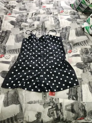 Mono corto lunares tirantes