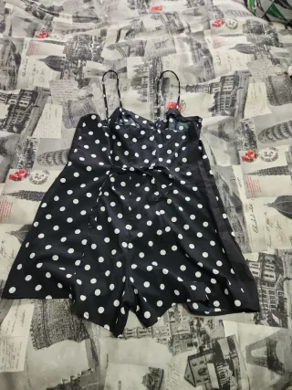 Mono corto lunares tirantes