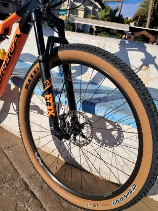 Bicicleta MTB Orbea Naranja