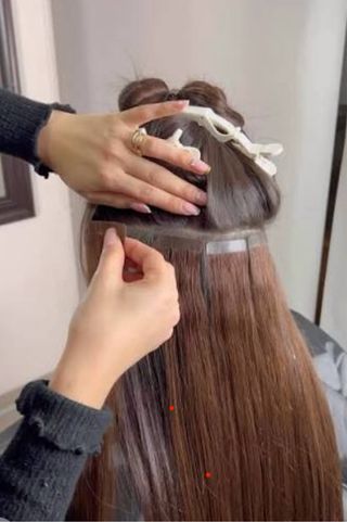 Peluquera. Extensiones de cabello