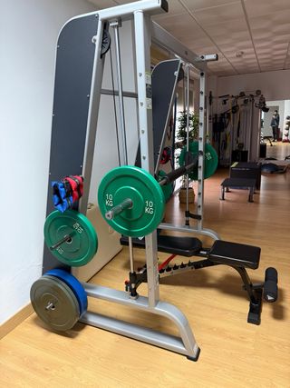 Máquinas y material de gimnasio