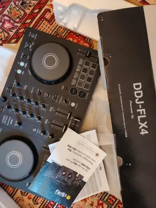Controlador DJ Pioneer DDJ-FLX4