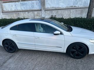 Volkswagen Passat CC 2010