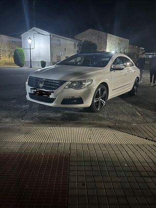 Volkswagen Passat CC 2010