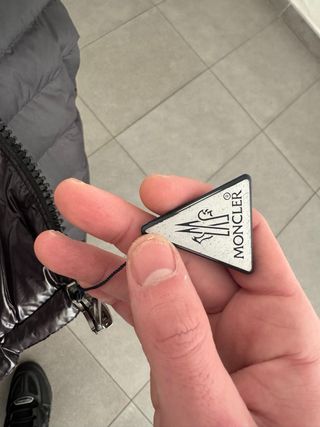 Chaqueta Moncler Negra Brillante