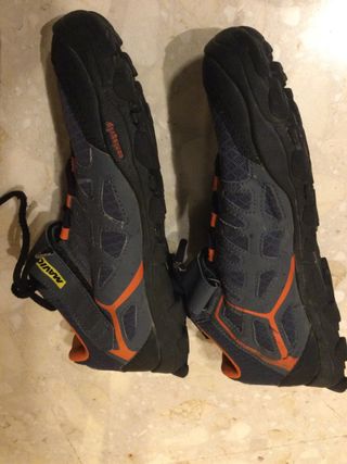 Zapatillas Mavic bicicleta de montaña talla 42 2/3