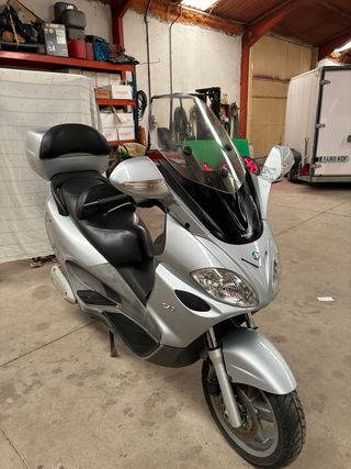 Piaggio X9 250 Evolut