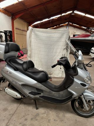 Piaggio X9 250 Evolut