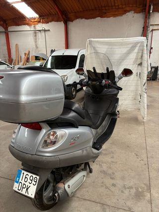 Piaggio X9 250 Evolut