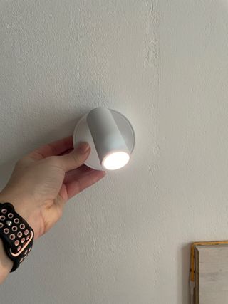 Luz auxiliar recargable