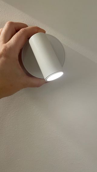 Luz auxiliar recargable