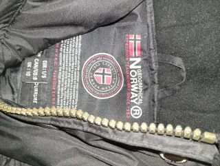Abrigo Geographical Norway Negro  12 a 15 años
