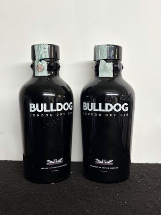 Lotto 2 bottiglie vuote Gin Bulldog