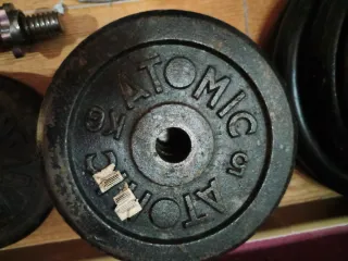 Discos de pesas color negro 20kg y 10kg