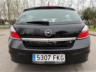 Opel Astra 2007
