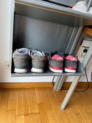 Zapatero 6 pares metal plateado