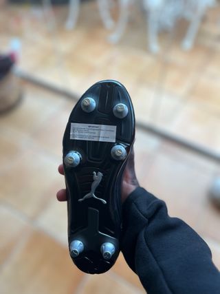 Botas de fútbol Puma negras talla 38
