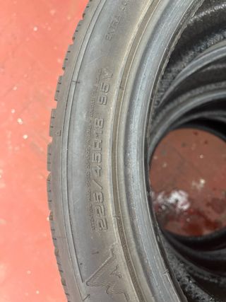 Neumáticos Dunlop Winter Sport 5 225/45R18 95V