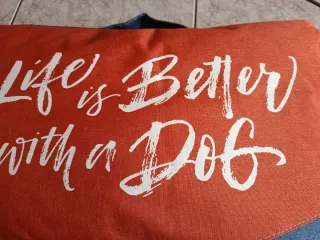 Cojín para mascota Life is Better with a Dog