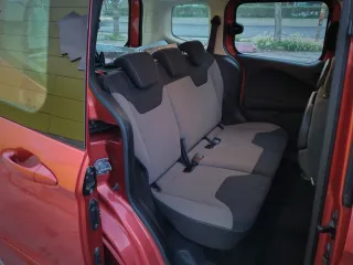 Ford Tourneo Courier 2014 BUEN ESTADO GENERAL