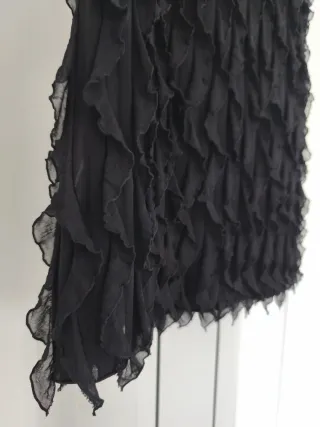 Elegante vestido negro de fiesta