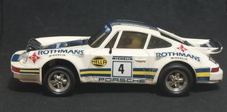 Coche slot Scalextric Porsche 911 Rothmans ref4069