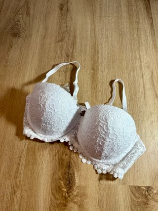 Sujetador push up blanco 90D sin estrenar