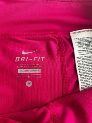 Falda deportiva Nike fucsia