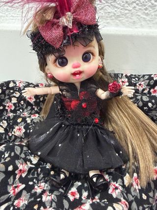 Muñeca BJD articulada con vestido de fiesta