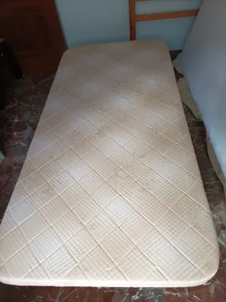 Dormitorio madera provenzal