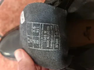 Botas Dr. Martens Negras Charol