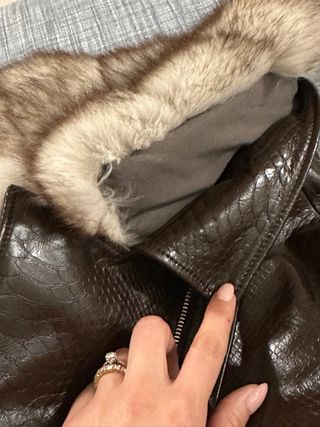 Cazadora Messina Piel Marrón con Cuello Pelo