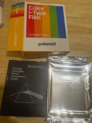 Paquete 16 fotos Polaroid i-Type Color