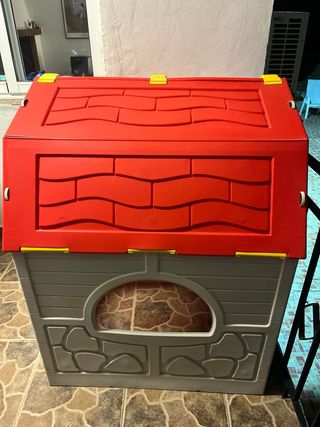 Piccola casa pieghevole per bambini da giardino