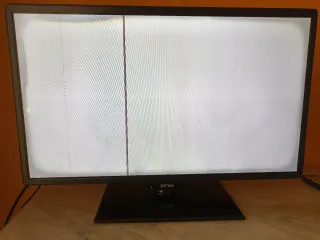 Televisión Led Inves 24 para reparar