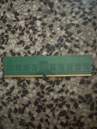 Crucial 4GB DDR4 2400MHz UDIMM