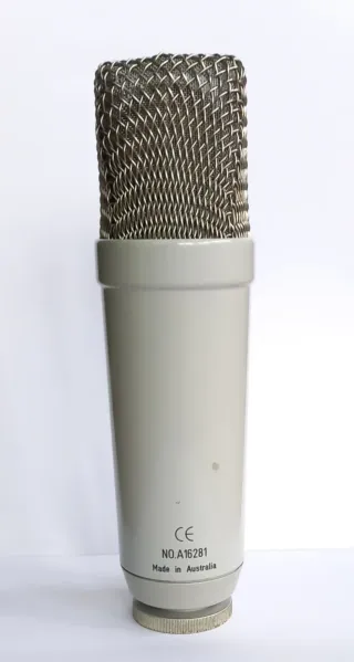 Micrófono Rode NT1 Modificado