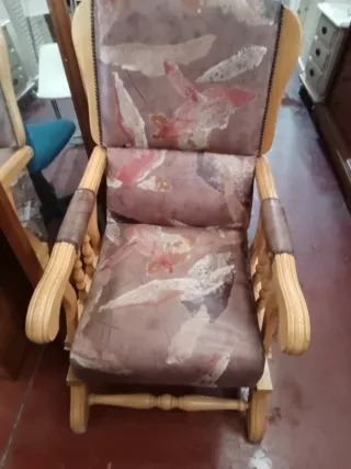 Sillón Mecedora Madera y Tela