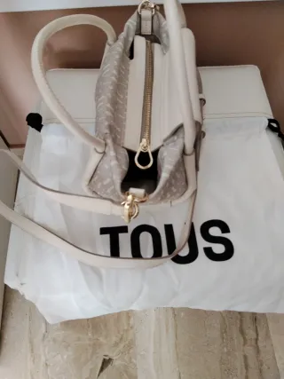 Bolso Tous Beige y Blanco.