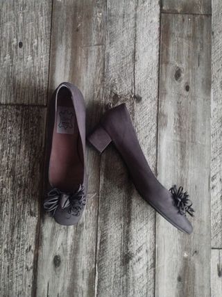 Zapatos planos Marypaz grises con lazo