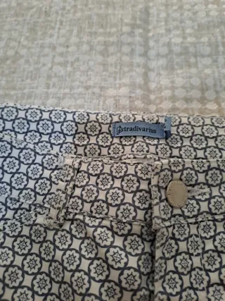 Lote, trenchs ,pantalones, camiseta