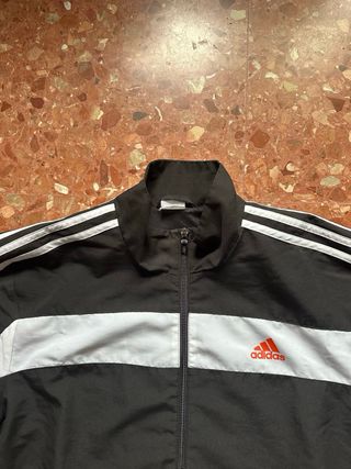 Chaqueta Adidas negra