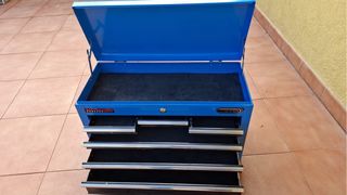 Caja de herramientas azul con 5 cajones