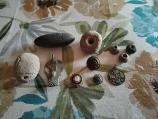 Lote de objetos antiguos y curiosos