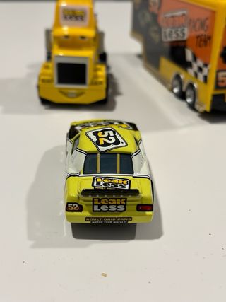 Disney Cars Leak Less Caminhão e Carro