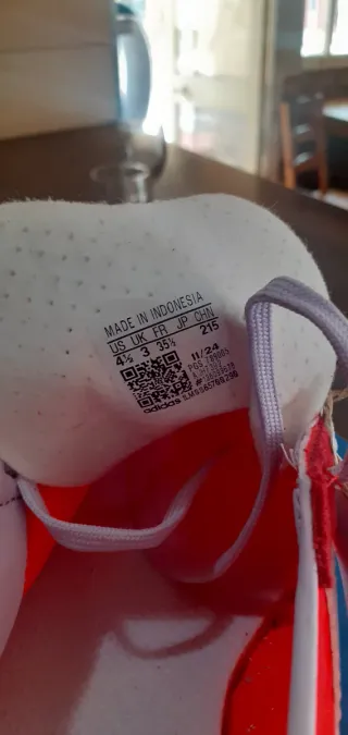 Zapatillas Adidas sin estrenar