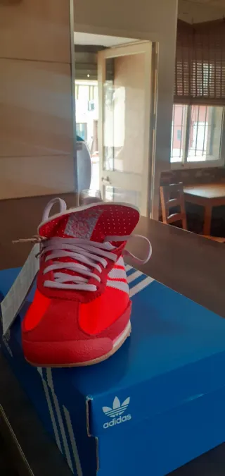 Zapatillas Adidas sin estrenar