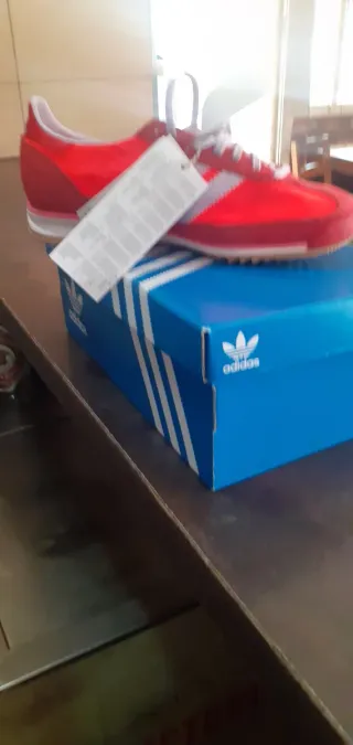 Zapatillas Adidas sin estrenar