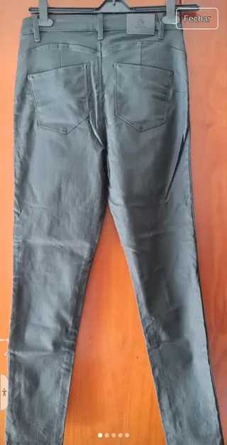 Calças polipele pretas